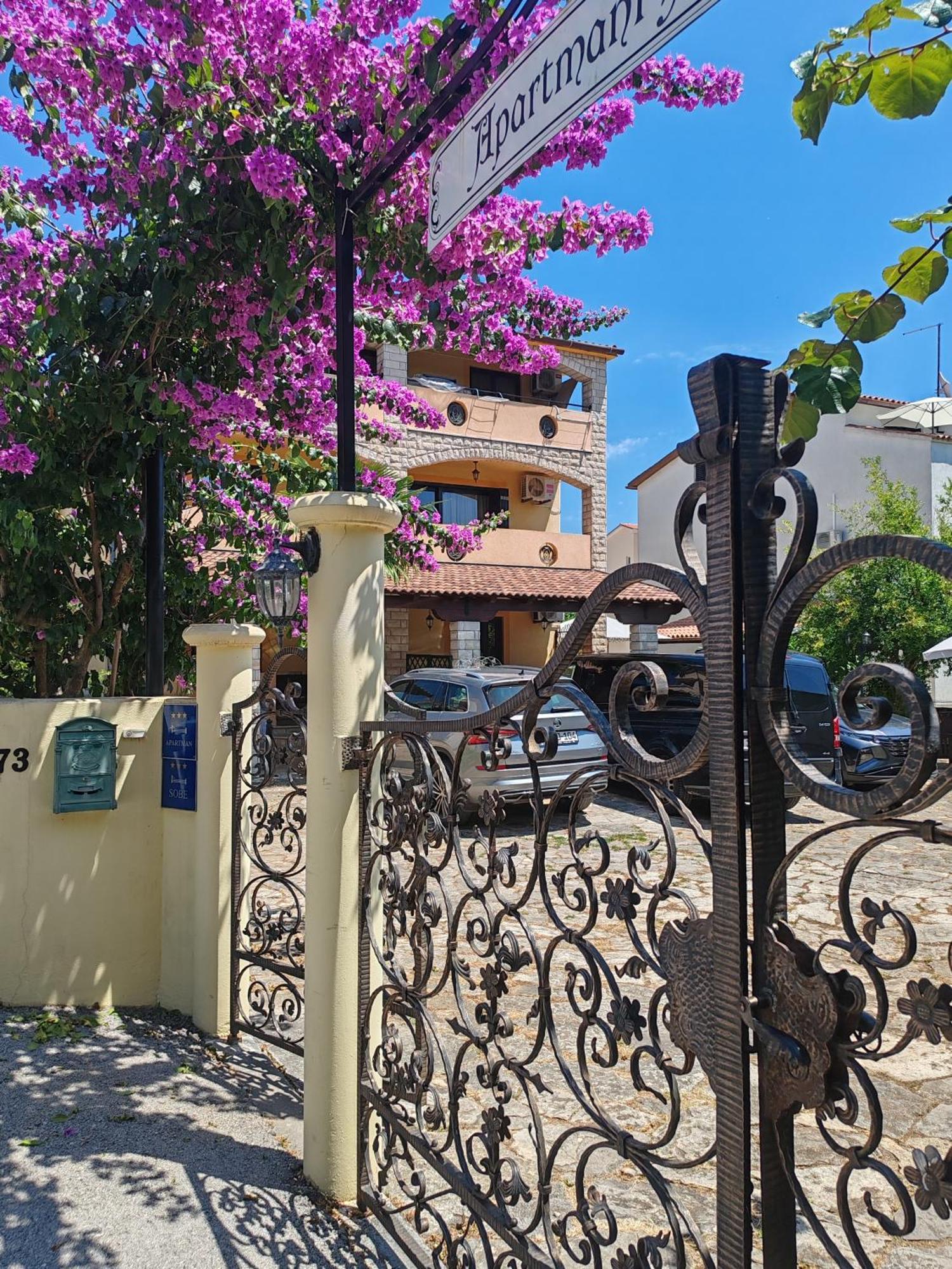 Slim Apartman I Sobe Medulin Bagian luar foto